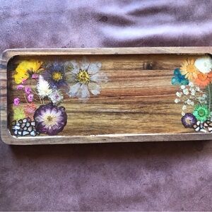 Wooden Floral Serving Jewelry Resin Tray with Pressed Flowers